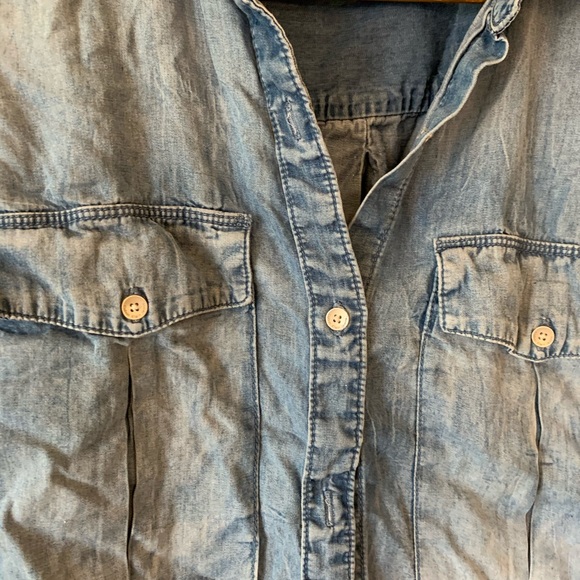 Calvin Klein Button Up - Picture 2 of 3